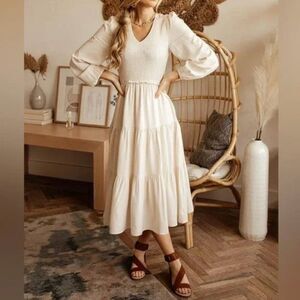 Böhme Smocked Bodice Tiered Midi Dress in Cream | Size M